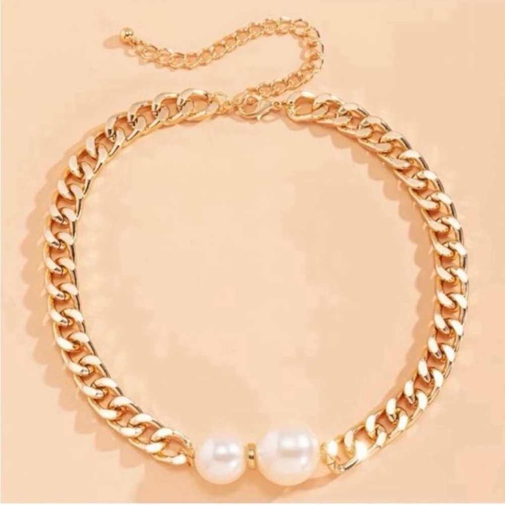 Celeste Pearl Luxe Choker Necklace - Picture 4 of 7